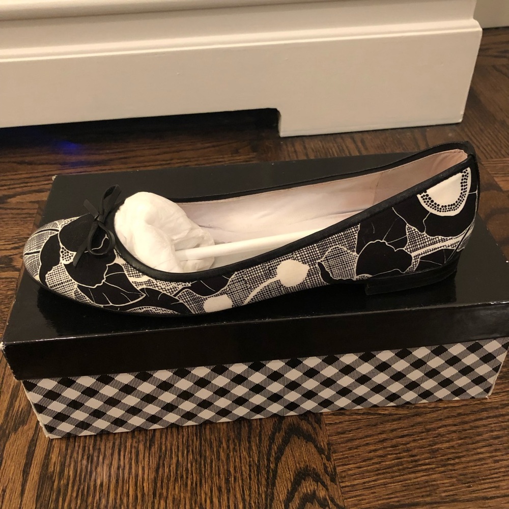 Delman Floral Flats